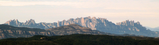Montserrat des del Collet de les Bigues Montserrat des del Collet de les Bigues
